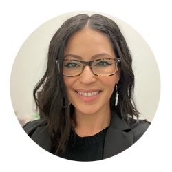 photo of Veronica Salvador